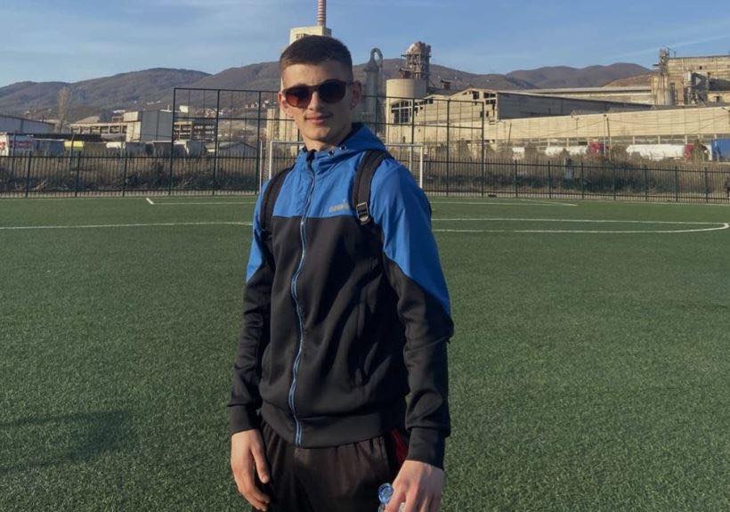 Grushtoi gjyqtarin, futbollisti i Sharrit dënohet me 12 muaj moslojë 