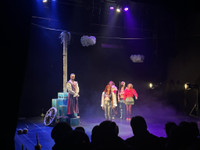 “Charles III” i takon heronjtë mitikë me botën që i takon një të kaluare të largët dhe efekti që jep kur ballafaqohet me atë moderne