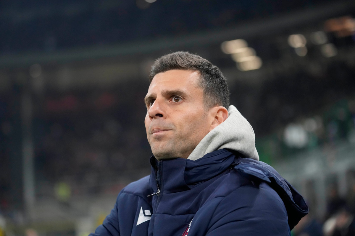 Bologna maxi: rosa extralarge come voleva Thiago Motta