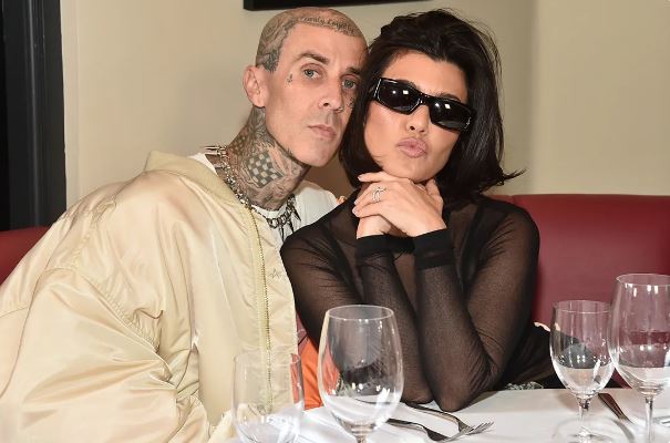 Kourtney Kardashian për herë të parë publikon fotografi të djalit