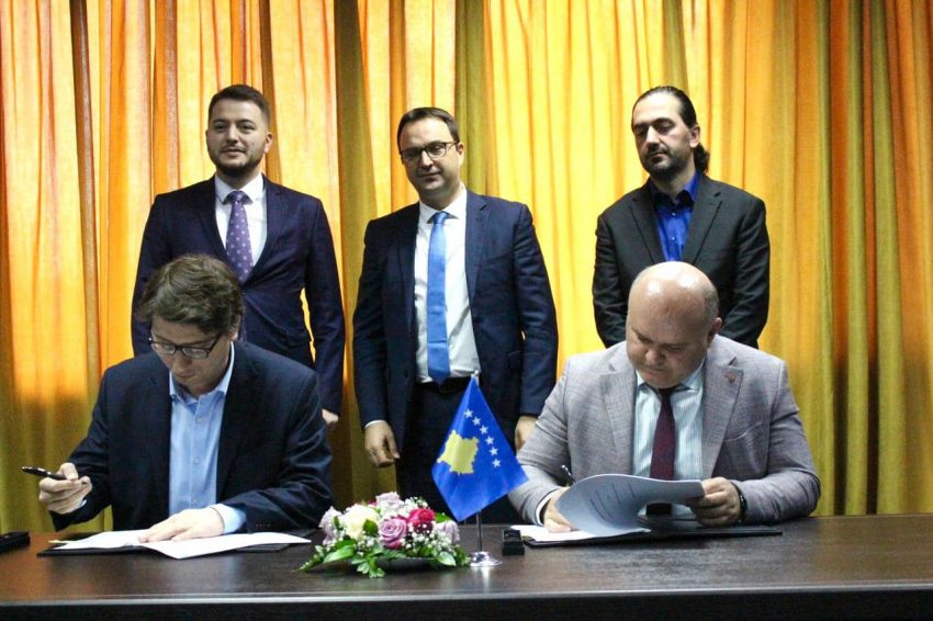 Nënshkruhet marrëveshja në vlerë mbi 13 milionë euro për trajtimin e ujërave të zeza në Prishtinë