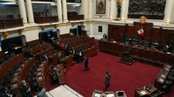 Kongresi i Perusë refuzon zgjedhjet e parakohshme