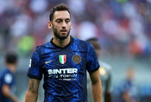 Hakan Calhanoglu