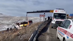 Aksidentohet autobusi në Turqi, tetë të vdekur