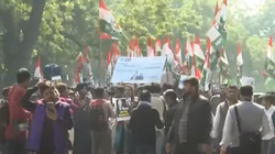 Opozita proteston pas skandalit indian të manipulimit të çmimeve