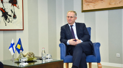 Bislimi priti në takim shefin e misionit të Luksemburgut e ambasadorin e Finlandës në Kosovë