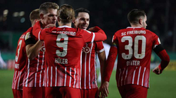 Freiburgu kalon në çerekfinale të Kupës