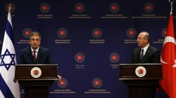 Ministri i Jashtëm turk vlerëson punën e ekipeve izraelite, që kanë shpëtuar 19 njerëz