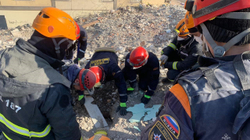Ekipi rus gjen një tenxhere plot me para në rrënojat në Turqi