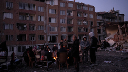 Pritja te rrënojat për t’i kërkuar apo për t’u thënë lamtumirë më të dashurve