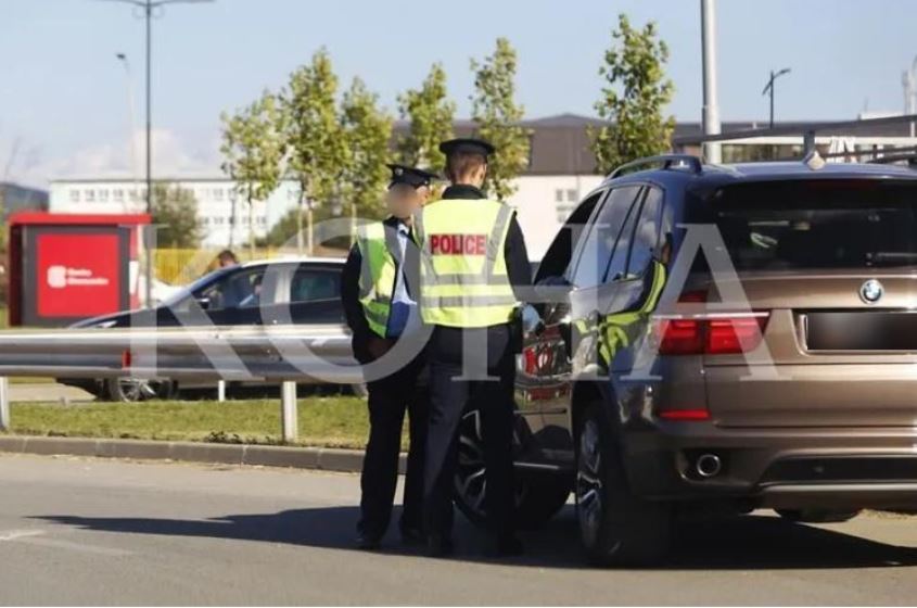 Paralajmërohen gjoba ndaj mërgimtarëve për mosrespektim të Ligjit për automjete