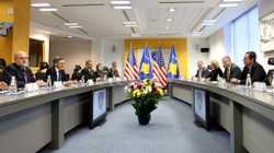 Kurti ia konfirmon Cholletit qëndrimin pro propozimit evropian