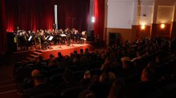 Filharmonia me “Frymë” e merr Klinën në lëvizje tingujsh 