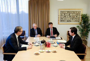 Dialogu ne Bruksel