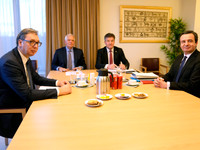 Albin Kurti - Aleksandar Vucic - dialogu - Bruksel