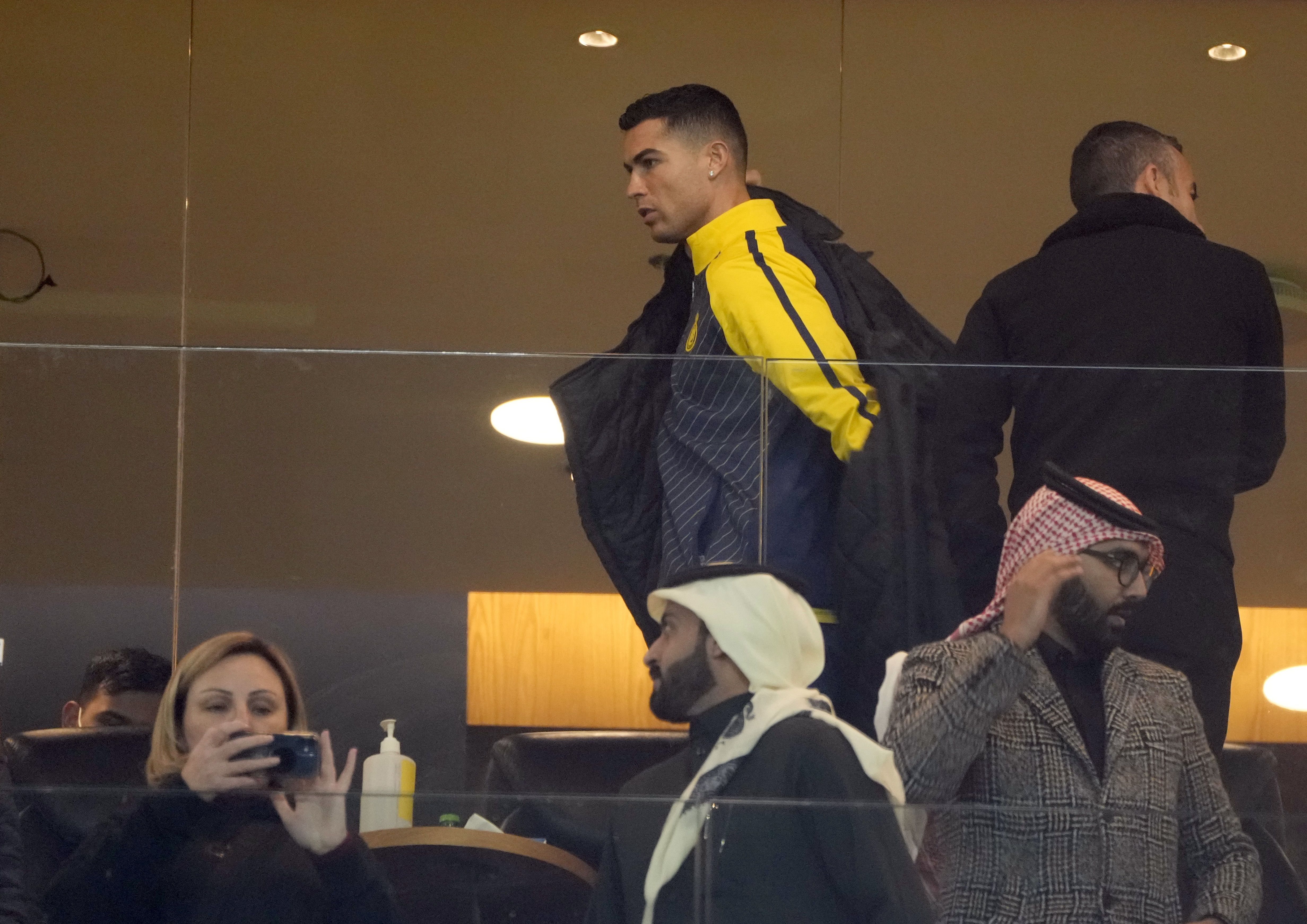 Ronaldo watches the new team from the VIP stand KOHA