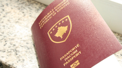 Kosovari falsifikoi vizën, arrestohet në Aeroportin e Prishtinës