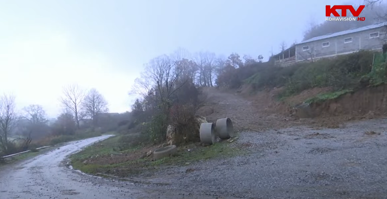 Ballazhi fajësohet se finalizoi kërkesën e banorëve për shtrimin e rrugës në fshatin e tij