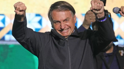 Trazirat në Brazil, Bolsonaro shtrihet në spital