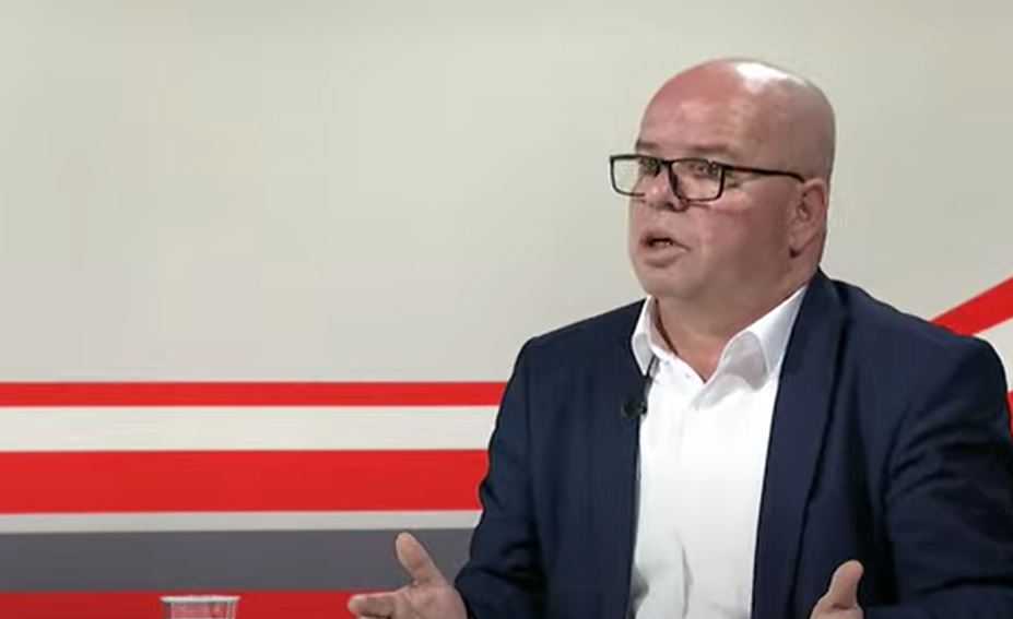 Latifi ankohet për diskriminim nga Qeveria: Rahoveci s’ka asnjë projekt të ri