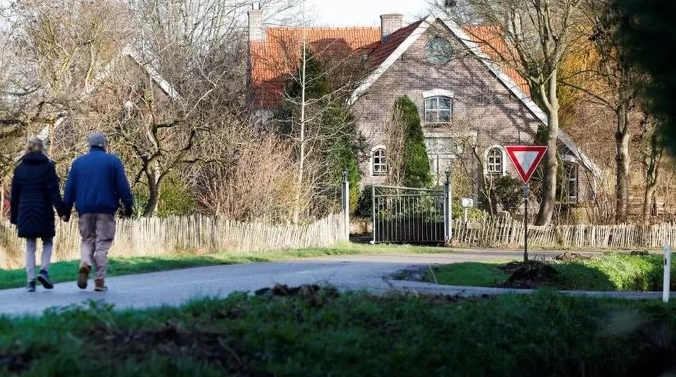 Gjahu për thesarin e nazistëve të fshehur në fshatin holandez
