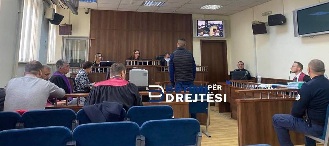 I akuzuari për shpërthimin fatal në Zhur thotë se pranoi fajin pasi ishte detyruar nga Policia