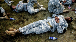 Teknika ushtarake e gjumit, si të flini për 2 minuta