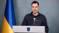 Këshilltari i Zelenskyt ia huq me një deklaratë, paraqet dorëheqjen