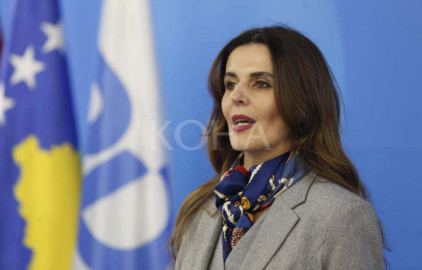 Sekretarja e përgjithshme e Partisë Demokratike të Kosovës, Vlora Çitaku