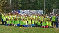 Kosovë: Projekti i futbollit spontan u ofron fëmijëve mundësi për të luajtur futboll