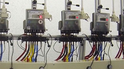Dëmtohet instalimi i rrymës në një objekt banesash, dikush bëri kyçje ilegale