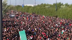 Stampedo para një stadiumi në Irak, dy të vdekur e dhjetëra të lënduar