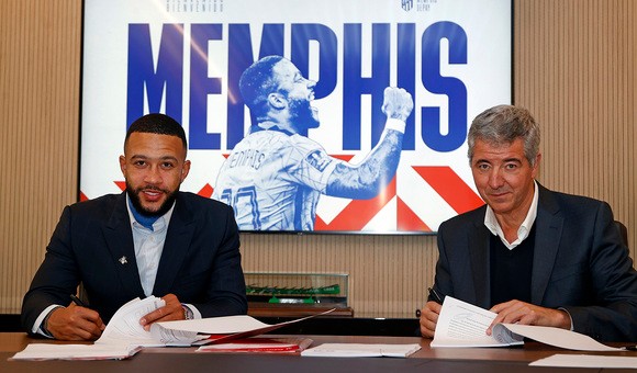 Depay prezantohet tek Atletico