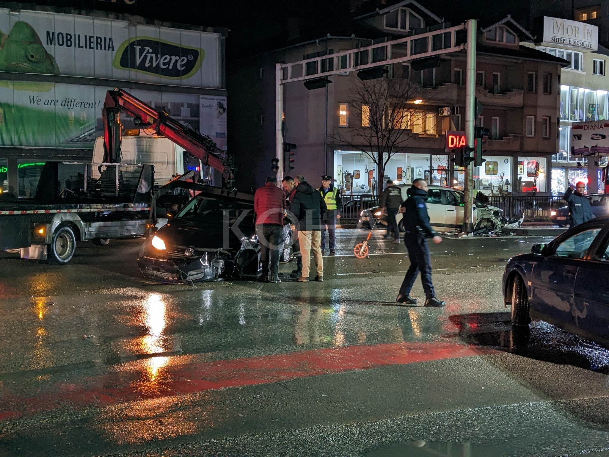 Pesë të lënduar nga aksidenti në Fushë-Kosovë