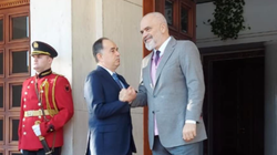 Begaj e Rama përkujtojnë Ibrahim Rugovën