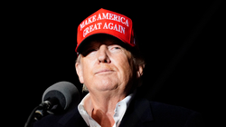 Trumpit i lejohet kthimi në Facebook dhe Instagram