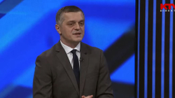 Demaku: E çuditshme që partia në pushtet të zhvillojë fushatë negative