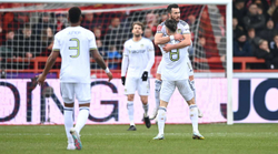 Leedsi fiton 3:1 ndaj Accringtonit