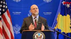 Ambasadori i SHBA-se ne Kosove, Jeffrey Hovenier