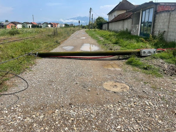 Zhuri dhe Dragashi mbesin pa energji elektrike për shkak të dëmeve nga erërat dhe shiu