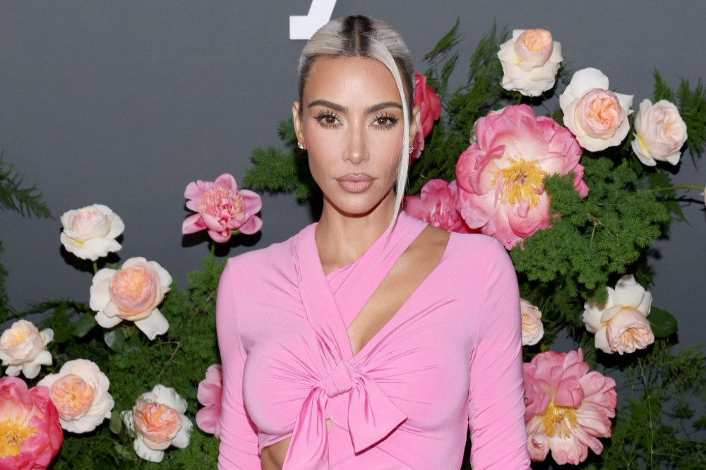  Kim Kardashian rrëfen si u lidh me vajzën e saj