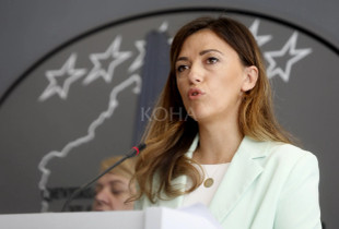 Ministrja e Drejtësisë, Albulena Haxhiu