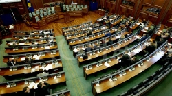 PDK-ja kërkon zgjedhje të reja, pushteti insiston se i ka numrat për votimin e ligjeve