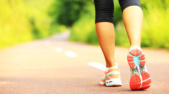 Ecja për vetëm 30 minuta në ditë mund të ndihmojë në uljen e rrezikut për kancer të gjirit