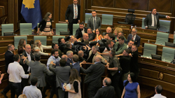 Haxhiu e Murati flasin pas rrahjes me deputetët e PDK-së