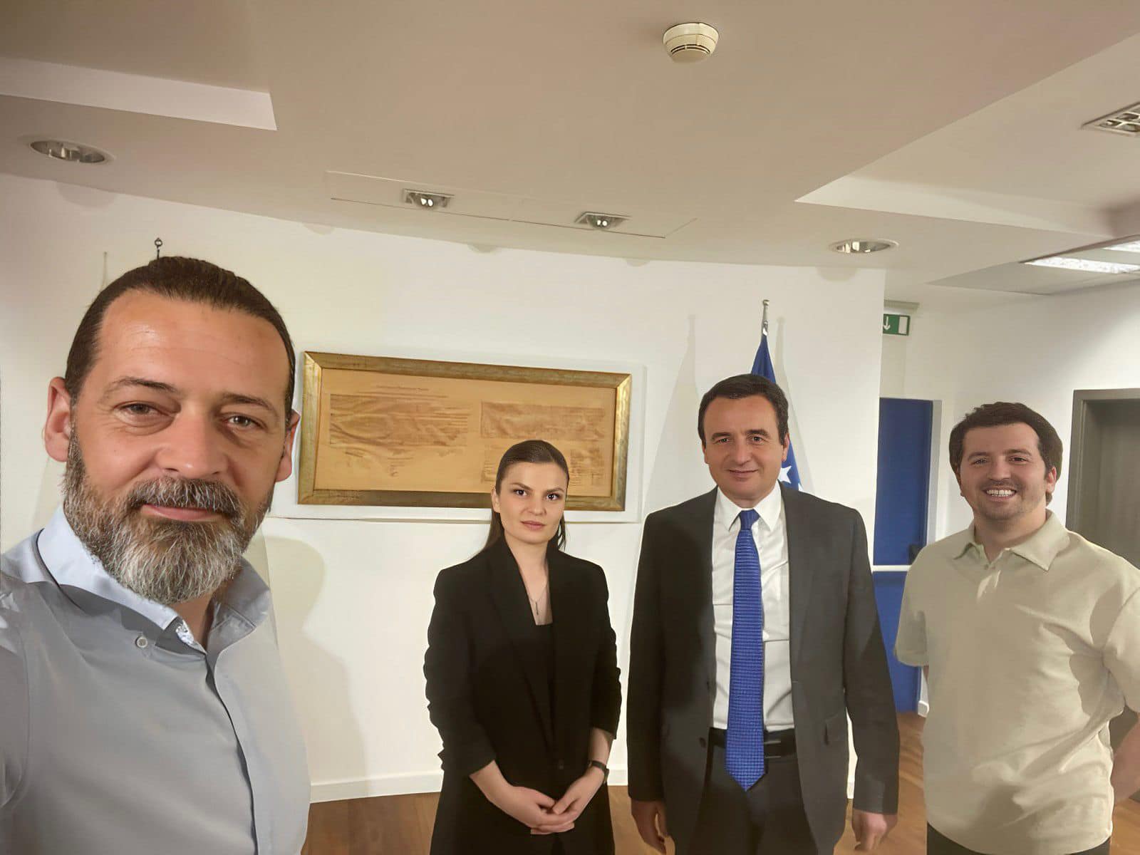 Për një muaj: Asamblistja e Prishtinës kalon nga VV-ja në PDK, kthehet sërish në VV