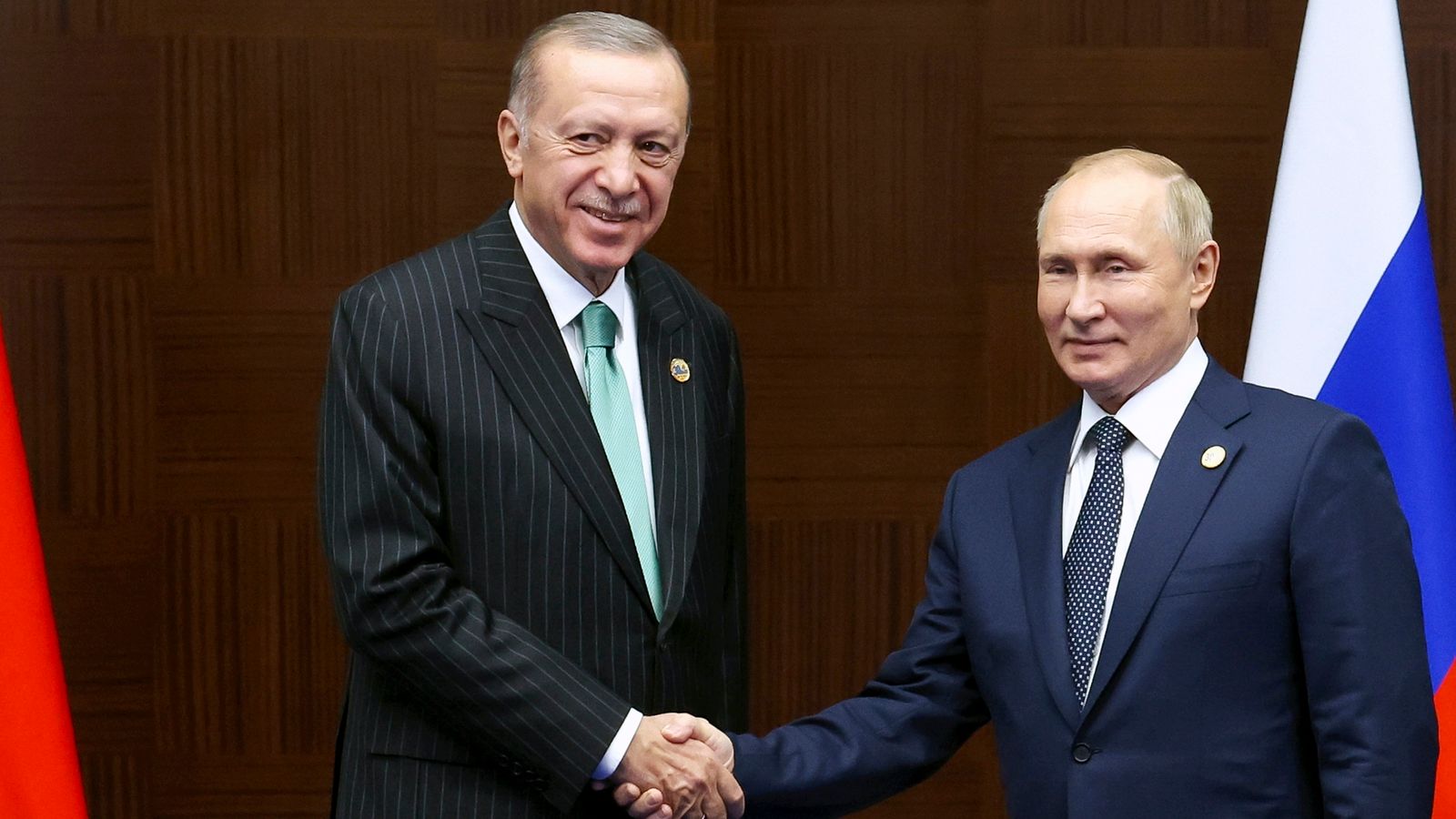 Erdogan thotë se është pajtuar me Putinin për zgjatjen e marrëveshjes për drithërat