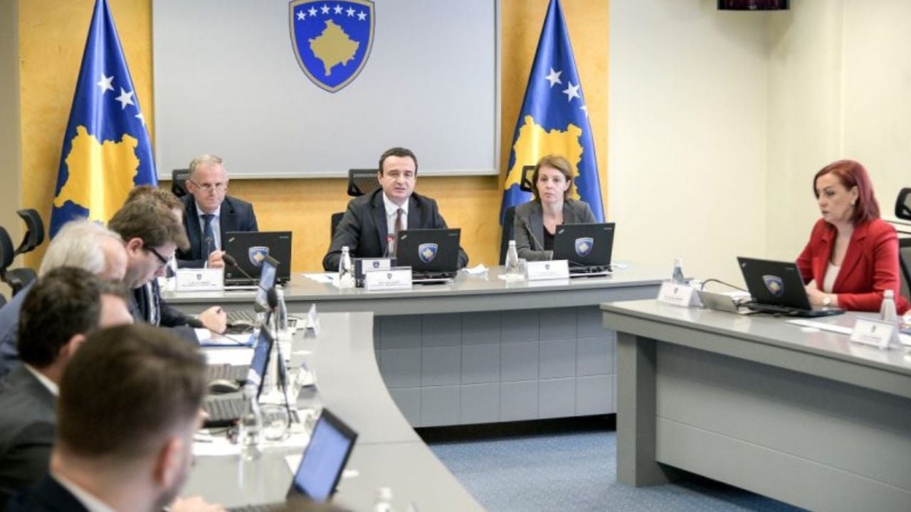 LDK-ja dhe AAK-ja akuzojnë Qeverinë se po e përdor veriun për t’i mbuluar dështimet në investime