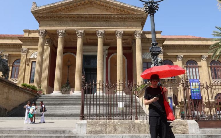 Pothuajse të gjitha qytetet italiane në alarm të kuq për shkak të temperaturave të larta