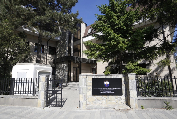 Shfuqizohen vendimet e Kuvendit me të cilat u miratuan 13 ligje  përfshirë ai për Byronë